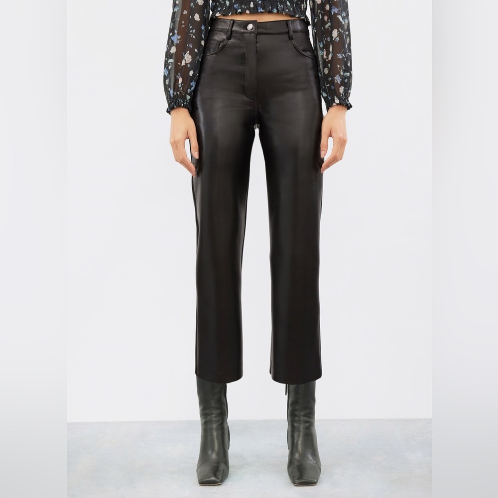 Aritzia Melina Crop Pant